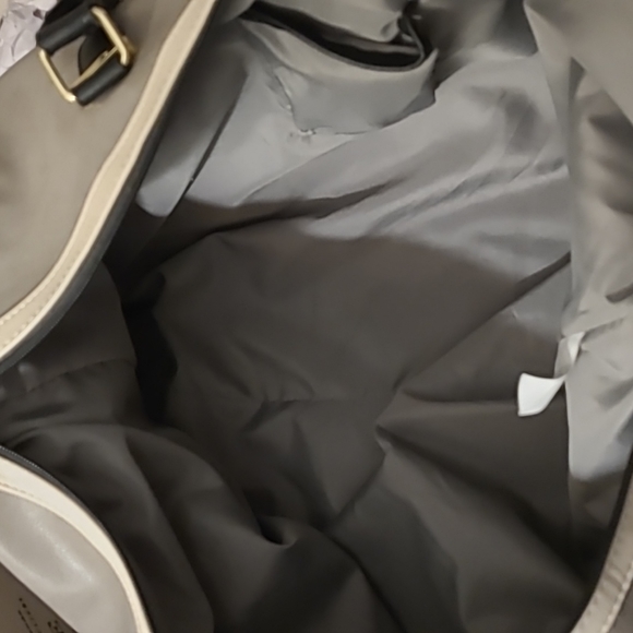 Weekender Bag - Picture 3 of 6